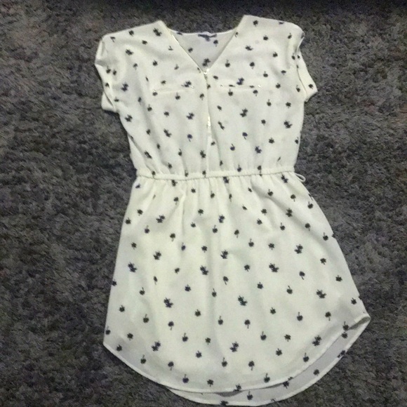 Dress - Picture 1 of 1